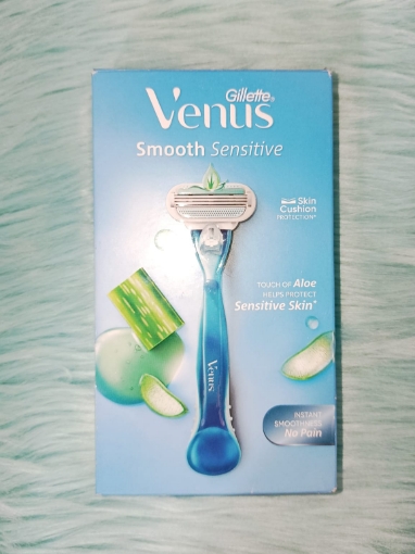 Gillette Venus Smooth Sensitive